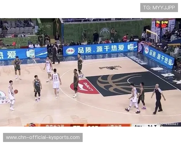 CBA北京最后一攻造犯规罚球稳稳得分