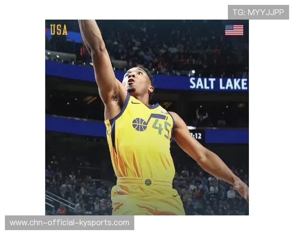 勇士快攻提速，反超只用两分钟