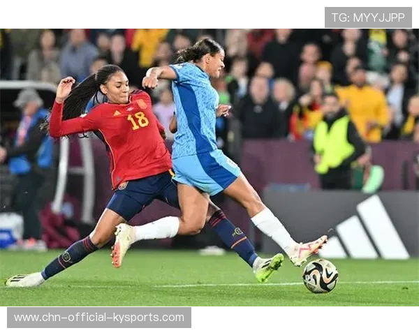 西班牙女足快速传切打出极致组织效果 西班牙女足快速传切打出极致组织效果